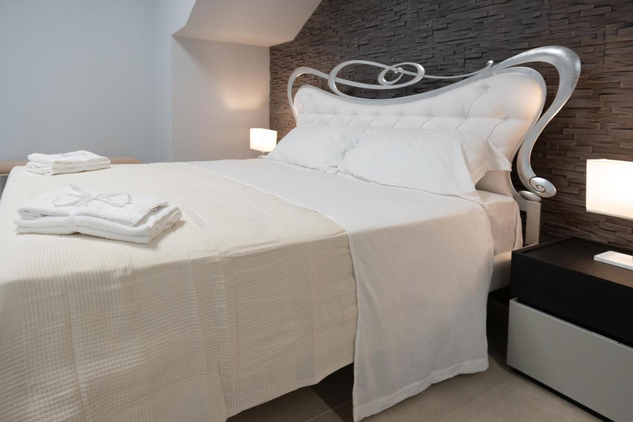 Iitana Luxury Apartment - Fronte Mare Con Vasca Idromassaggio CTA Exterior foto