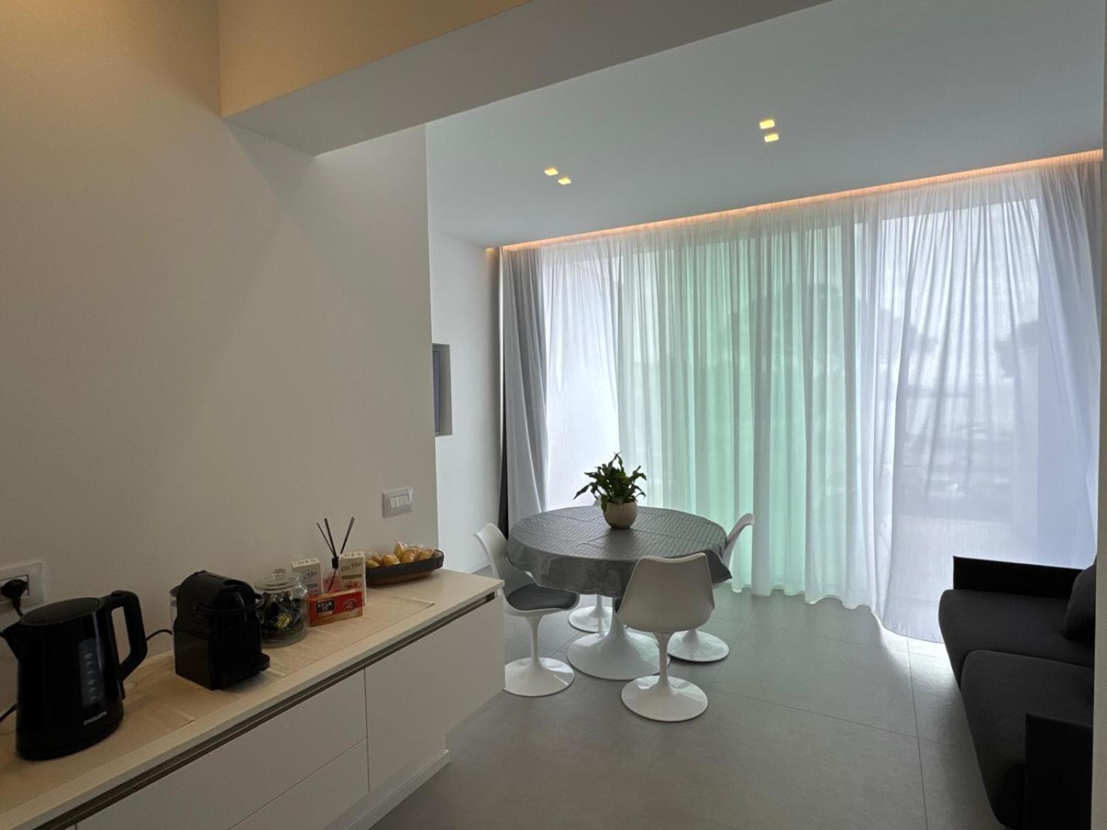 Iitana Luxury Apartment - Fronte Mare Con Vasca Idromassaggio CTA Exterior foto